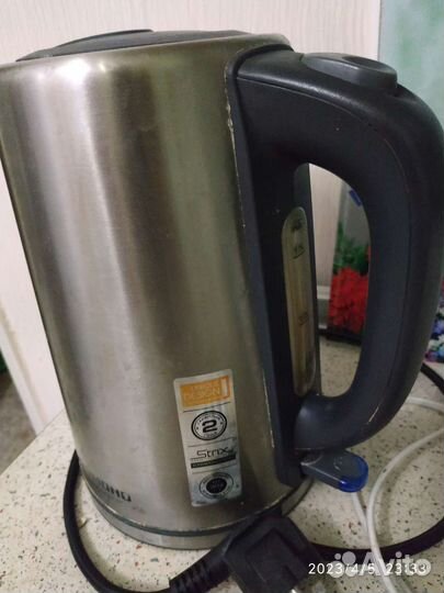 Чайник электрический бу