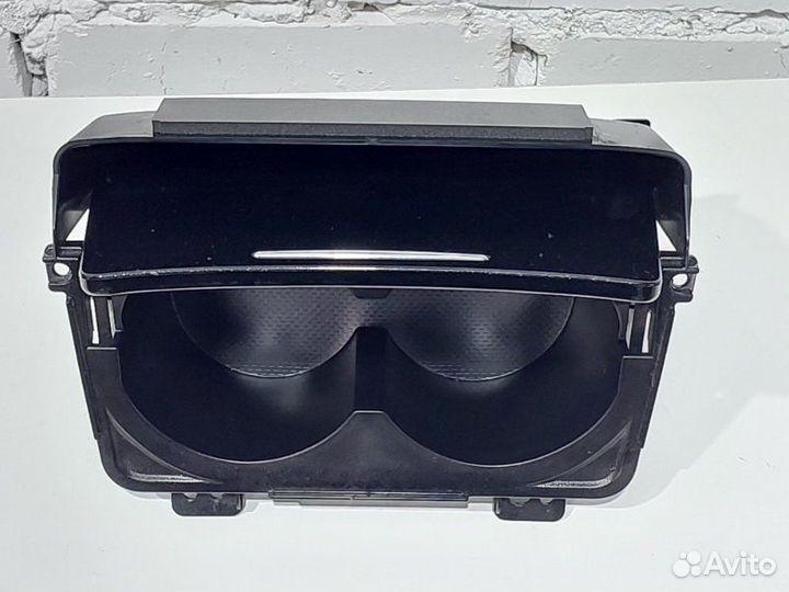 Подстаканник Mitsubishi Outlander GF2W 2.0 4J11