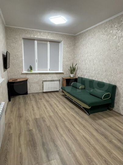 2-к. квартира, 55 м², 1/6 эт.