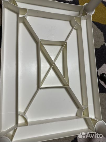 Детский стол и табурет IKEA