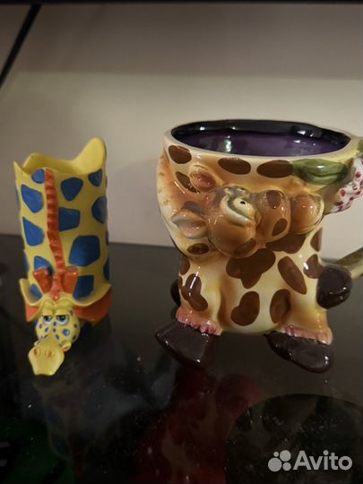 Сувениры жираф, чащка и подставка под ручки