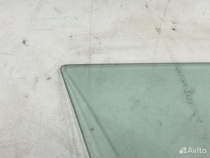 Стекло переднее правое Mitsubishi Оutlandеr