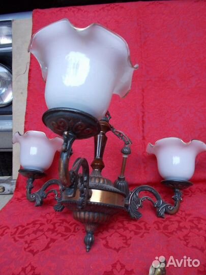 Старинные светильники. Люстра. Бра