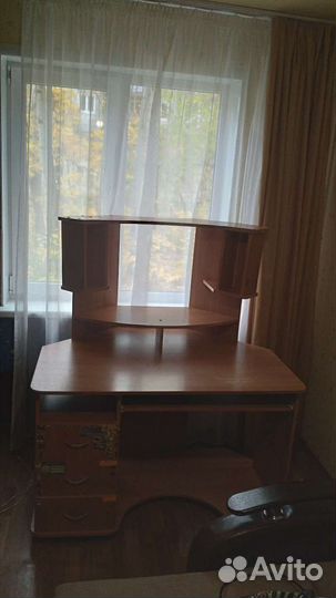 Компьютерный стол