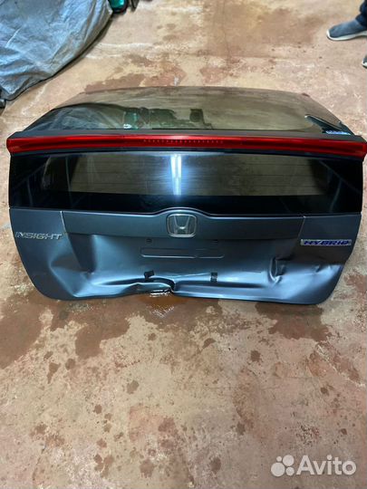 Крышка багажника honda insignt