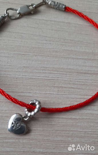 Браслет красная нить