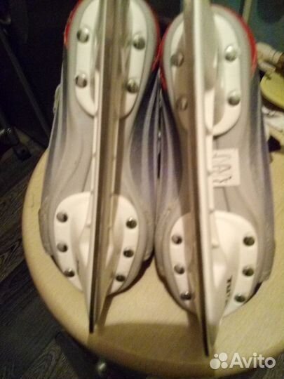 Хоккейные коньки детские bauer PRO