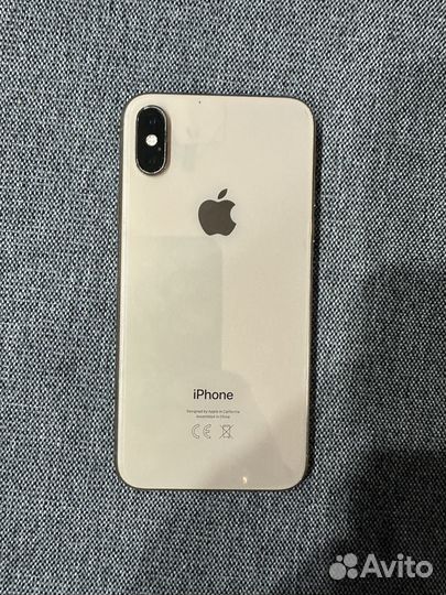 iPhone Xs, 64 ГБ