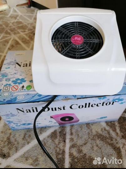 Пылесос и машинка для маникюра