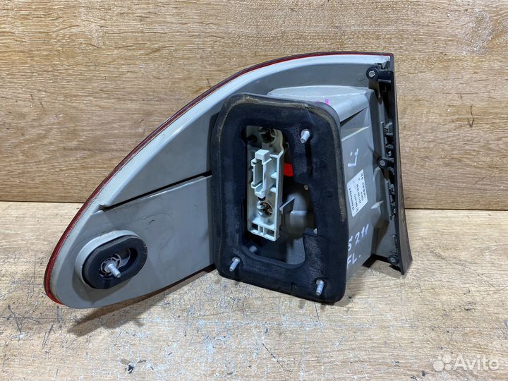 Фонарь задний правый Mercedes W211 Арт. 111296