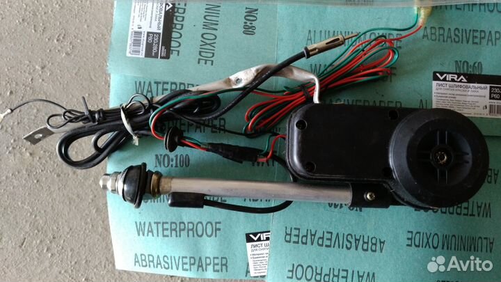 Антенна выдвижная с электроприводом