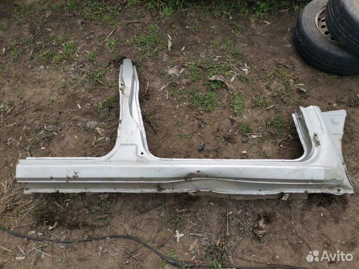 Порог кузова правый Daewoo Nexia седан Н100 F16D3