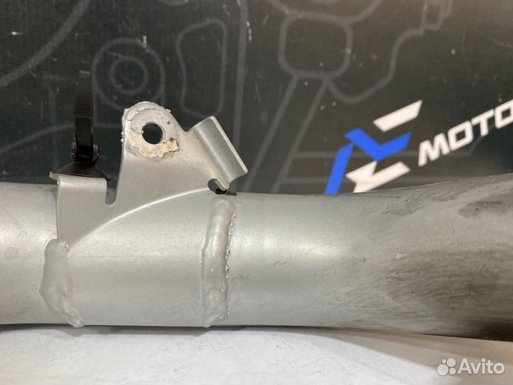 Патрубок интеркулера правый Audi A6 C5 BES 2003