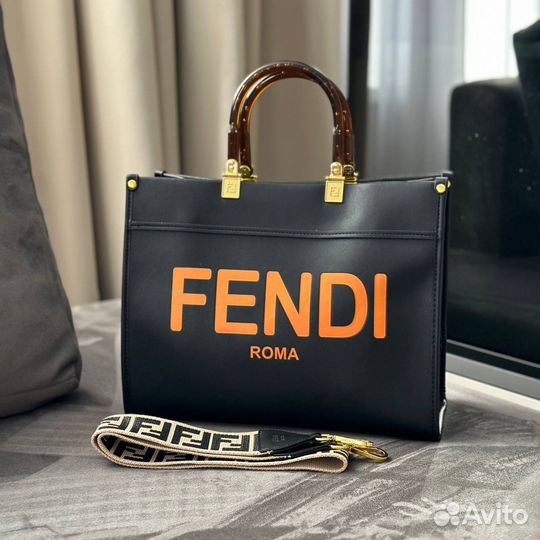 Женская сумка fendi