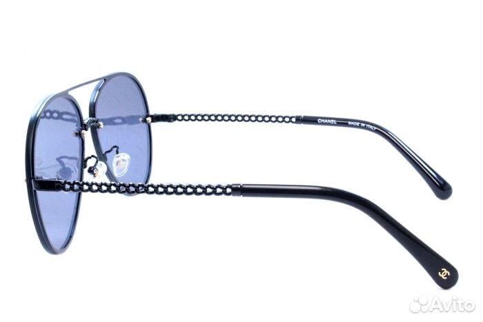 Солнцезащитные очки Chanel Aviator