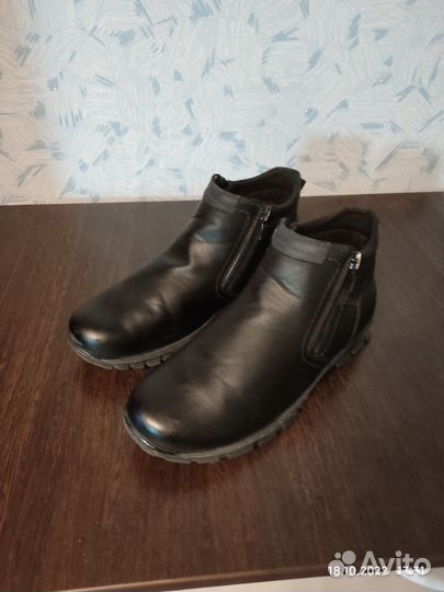 Продам ботинки демисезонные, р-р 37
