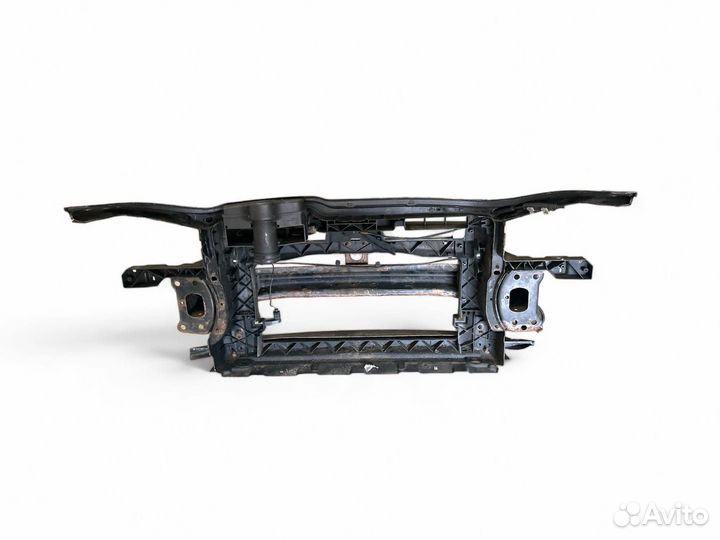 Передняя панель (телевизор) Volkswagen Golf 5 2005