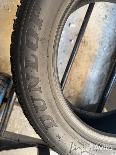 Dunlop Winter Sport 5 215/55 R17 98V