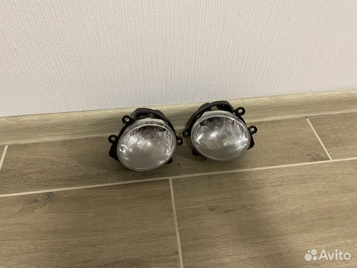 Противотуманные фары Toyota
