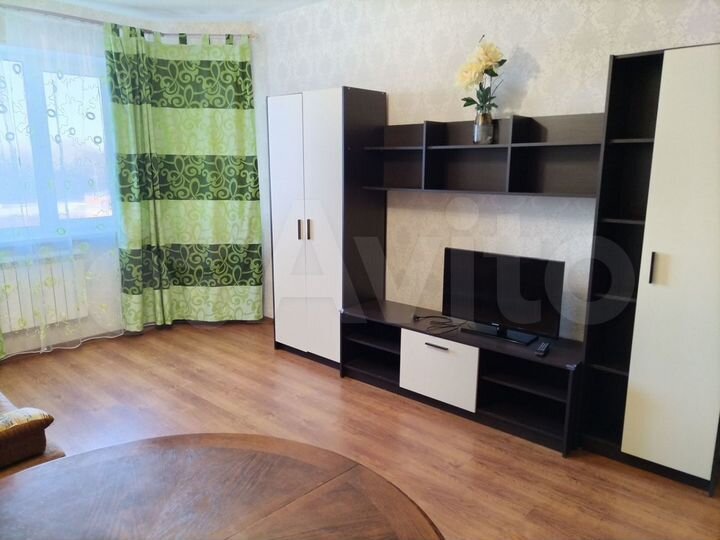 2-к. квартира, 64 м², 8/11 эт.