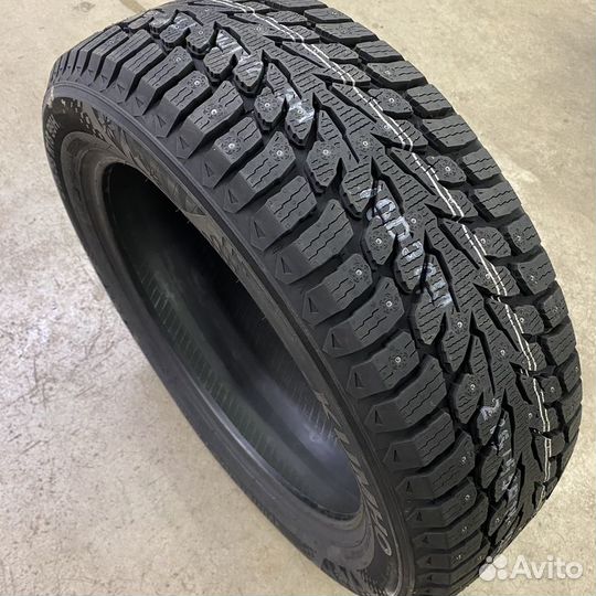 Kumho WinterCraft Ice Wi32 215/55 R18 99H