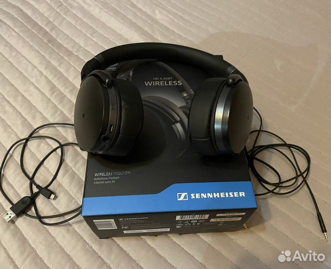 Беспроводные наушники Sennheiser HD 4.40Bt