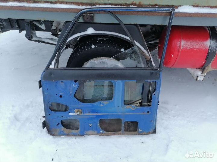 Дверь передняя правая ваз 2107