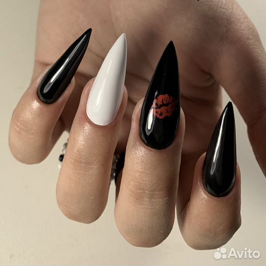 Маникюр, наращивание ногтей, выкладной френч