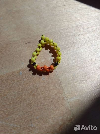 Кольцо из бисера