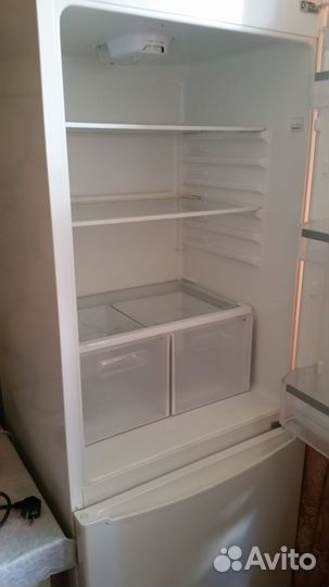 Холодильник бу vestel, VCB 330 VW(188x91) h-1700