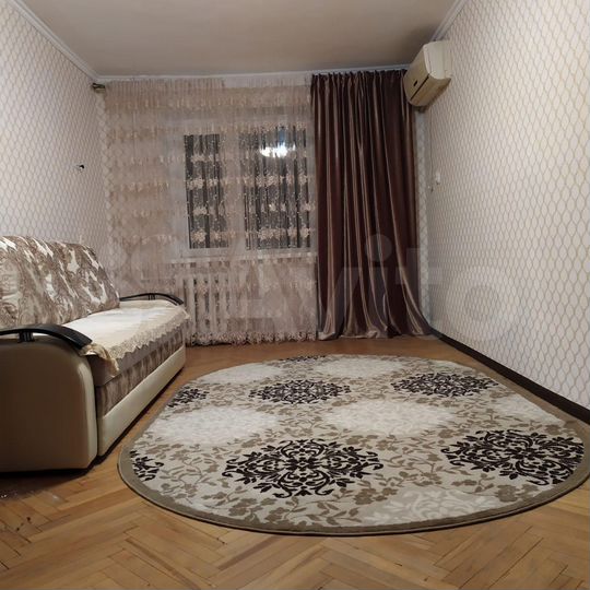 2-к. квартира, 43 м², 3/5 эт.