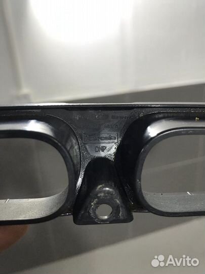 Лот DM03 Pешетка бампера центр нижний audi A6 C7 4