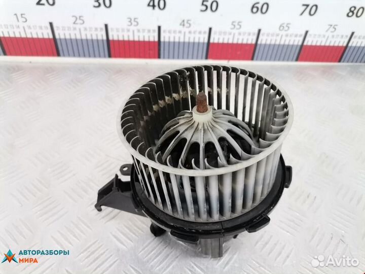 Моторчик печки Audi A5 8T 2011 8K2820021C