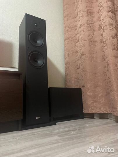 Наполная акустика Onkyo skf-4800