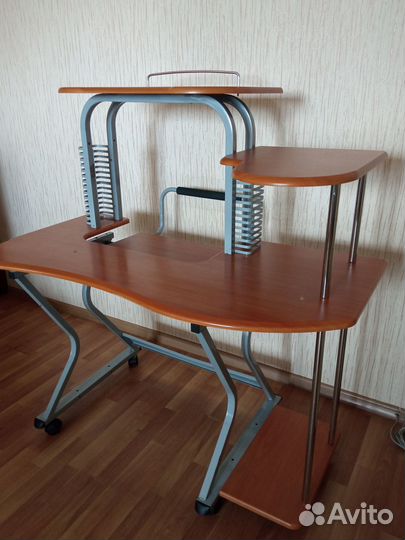 Компьютерный стол бу