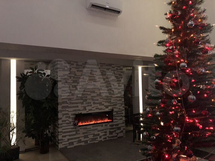 Дом 400 м² на участке 10 сот.