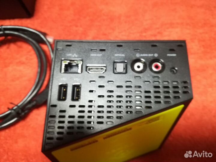 Беспроводной медиаплеер Boxee Box dsm 380