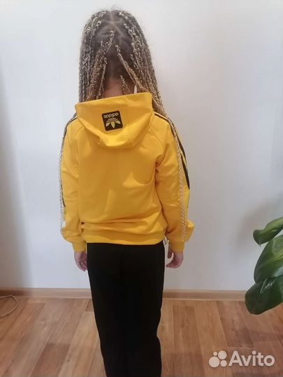 Спортивный костюм adidas для девочки 128