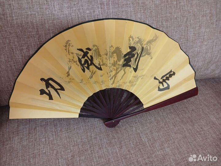 Новый деревянный китайский веер