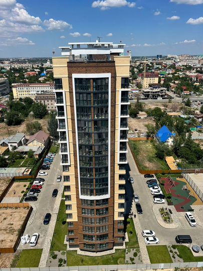 3-к. квартира, 79,8 м², 18/20 эт.