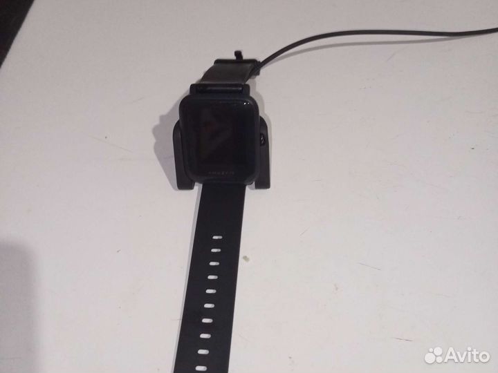 Смарт часы amazfit bip model a1608