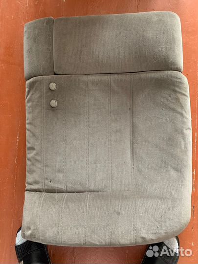 Задние сидения диваны, подголовники Опель Вектра А