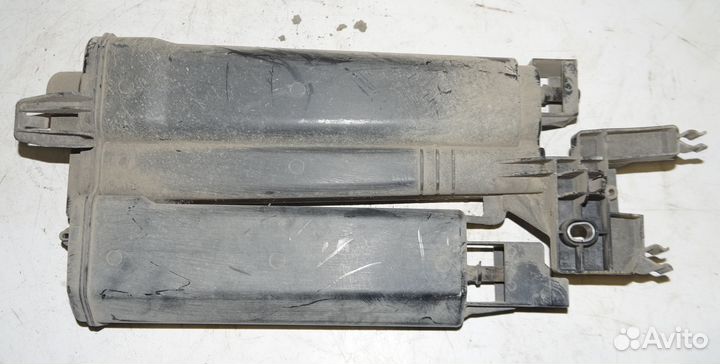 Абсорбер 5Q0201801 Skoda Octavia А7