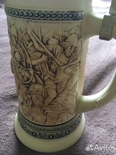 Пивная кружка с крышкой