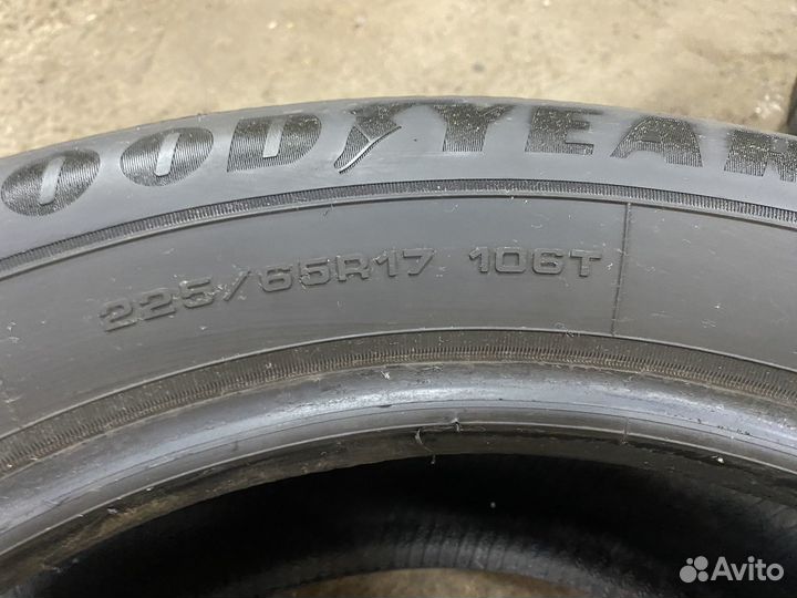 Goodyear Ultra Grip Ice Arctic 2 SUV 225/65 R17