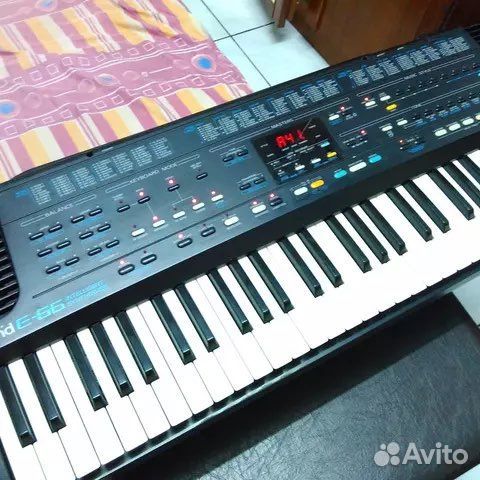 Синтезатор Roland e-66