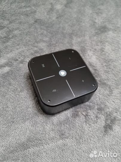 Умная колонка с Алисой