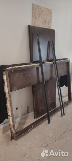 Металлическая дверь бу 126 на 214