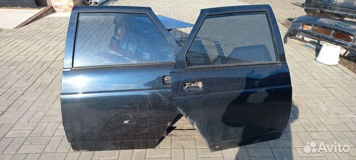 Запчасти на ваз 2110 2112 бу