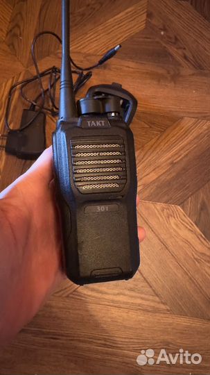 Радиостанция носимая Такт 301